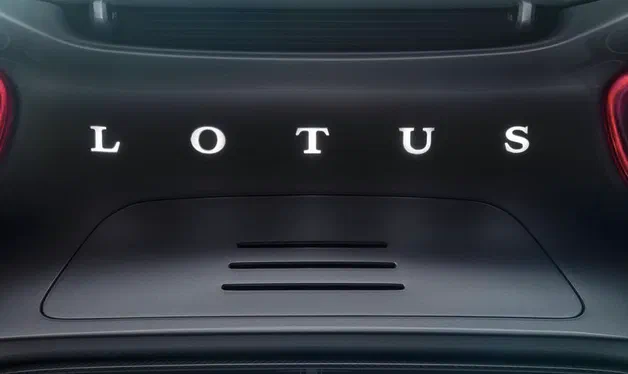 На відео продемонстрували електрогіперкар Lotus