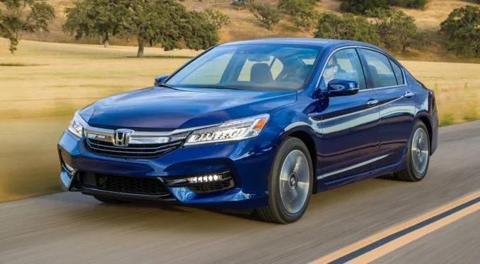 У США розпочали продажі рестайлінгового Honda Accord Hybrid