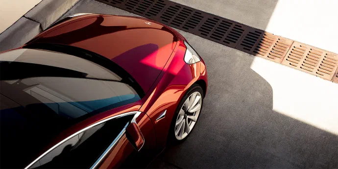 Знайдено винних у провалі запуску в виробництво нової Tesla Model 3