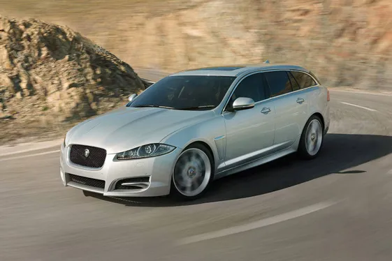 Jaguar не буде виробляти універсали