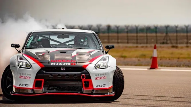 Nissan GT-R став рекордсменом швидкості в дрифті
