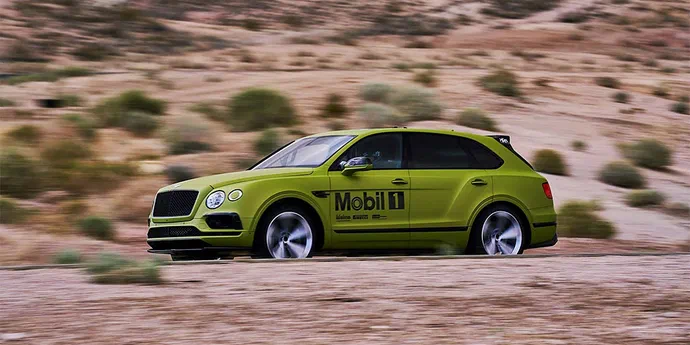 Відео з рекордного заїзду Bentley Bentayga в Пайкс-Пік