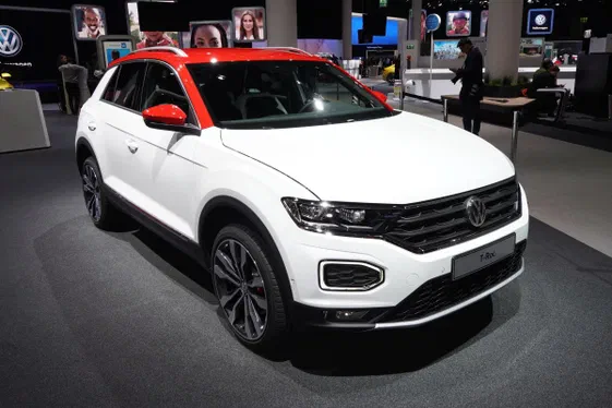 Ще один франкфуртський дебютант розсекречений - Volkswagen T-Roc