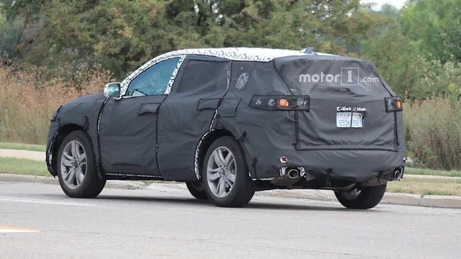 Новенький компактний кросовер Acura RDX вийде значно більшим