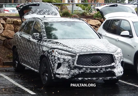 Папарацці розсекретили салон новенького Infiniti QX50