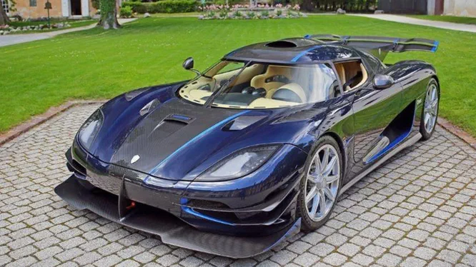 Koenigsegg пред'явив претензії аукціонному дому Bonhams щодо заниження ціни на рідкісний суперкар
