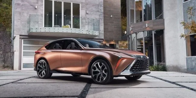 Lexus створює суперника для Lamborghini Urus