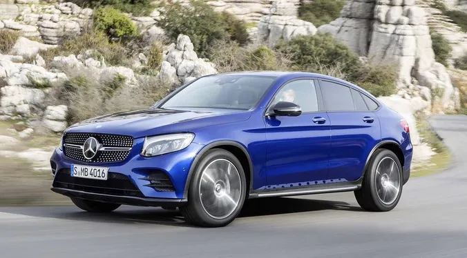 Компактному кросоверу Mercedes GLC Coupe нададуть кабріолетну варіацію