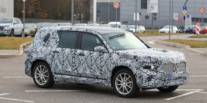 Mercedes-Benz зайнявся тестуванням нового компактного кросовера