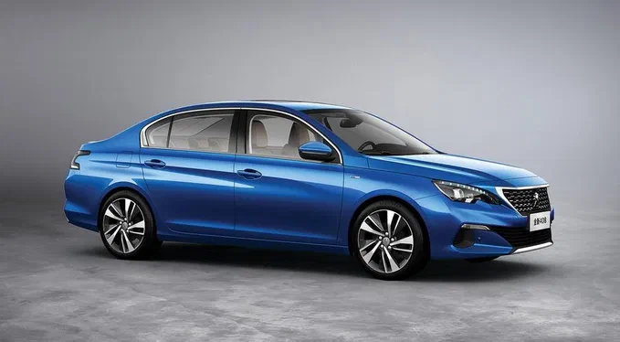 Peugeot 408: оновлений седан отримав прем'єрну дату та з'явився на знімках