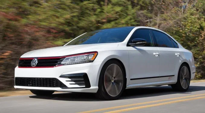 Спортивний Passat GT від Volkswagen розсекречено достроково