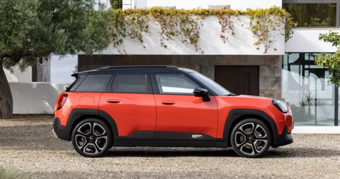 Mini Cooper Electric і Mini Aceman: запуск у США відкладається