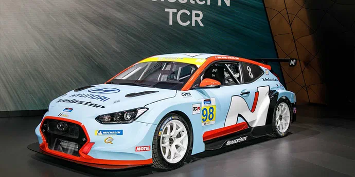 Представлено гоночний Hyundai Veloster