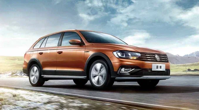 Дилери отримали новенький крос-універсал Volkswagen