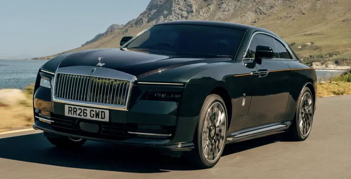 Оновлений Rolls-Royce Spectre став потужнішим і отримав більший запас ходу
