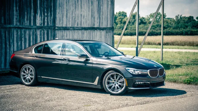 Покращений BMW 7-Series запланований на наступний рік