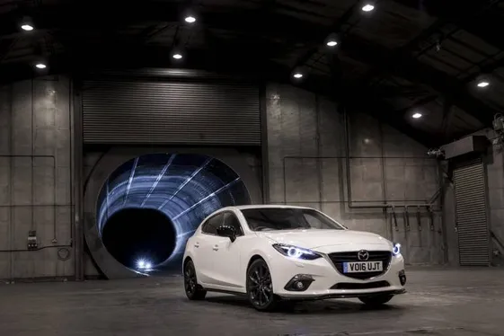 В Англію скоро приїде Mazda3 Sport Black