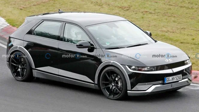 Hyundai Ioniq 5 N проходить тести на Нюрбургринзі