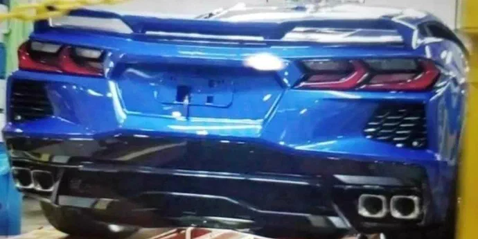 Середньомоторний Chevrolet Corvette розсекречений зовнішнім виглядом