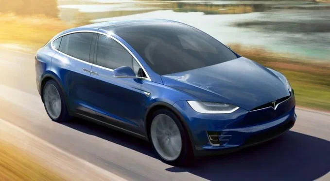 Tesla збільшила свої продажі в 2 рази