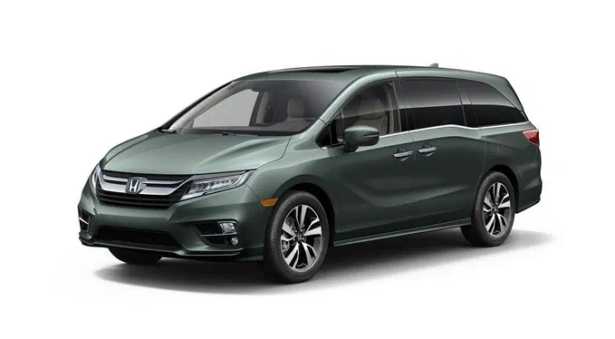 Нове покоління Honda Odyssey потрапило на конвеєр