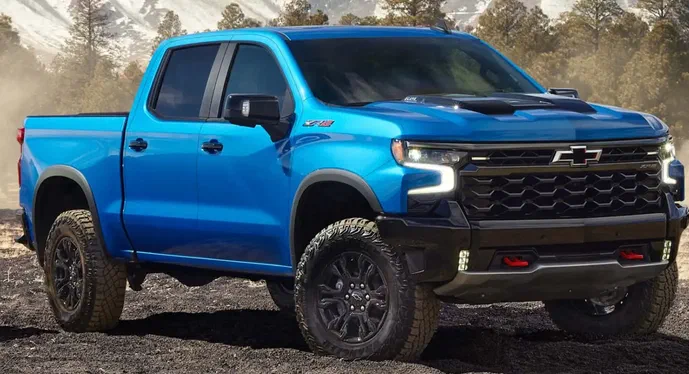 Chevrolet Silverado 2025: Початкова ціна — від $38,995