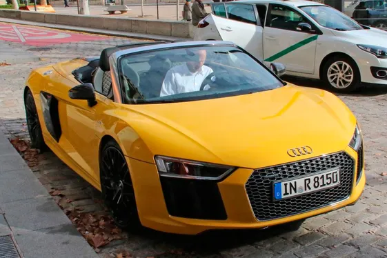 Образ Audi R8 достроково розсекречено