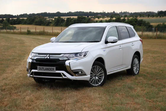 Mitsubishi Outlander оновився для Великобританії