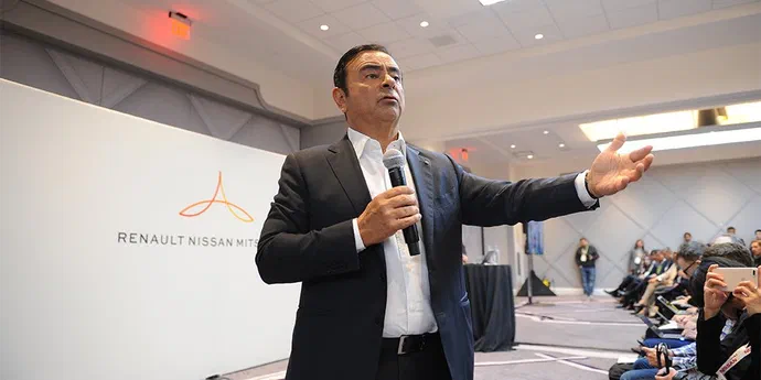 Карлос Гон отримав нові обвинувачення щодо незаконного отримання 8 млн євро