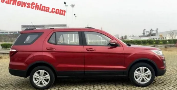 Паркетник Changan CX70 готується до китайських продажів