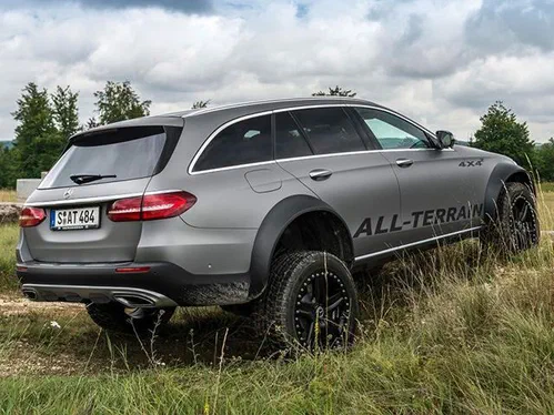 Неймовірний позашляховик Mercedes в кузові універсал з'явився на фото