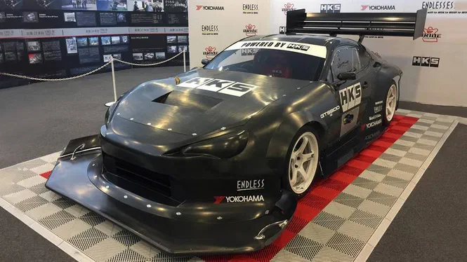 В Японії створили карбоновий «Тойота» з двигуном на 800 «коней»