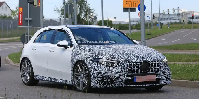 Розсекречена потужність найбільш швидкого нового Mercedes A-Class