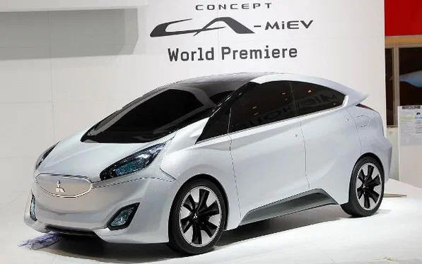 Електрокари повністю «захоплять» Францію до 2040 року