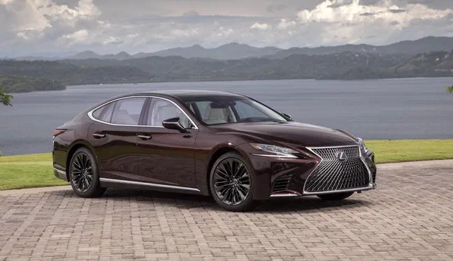 Lexus LS поповнився на «колекційну» версію