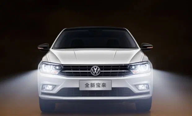 Папарацці «піймали» бюджетного вседорожнього універсала Volkswagen