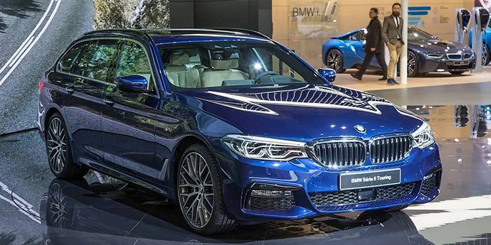 З нової BMW 5-Series зробили універсал