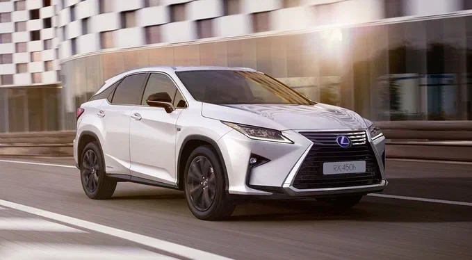 Lexus RX поповнилася новою варіацією Sport