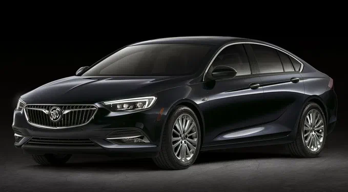 Buick Regal офіційно дебютував