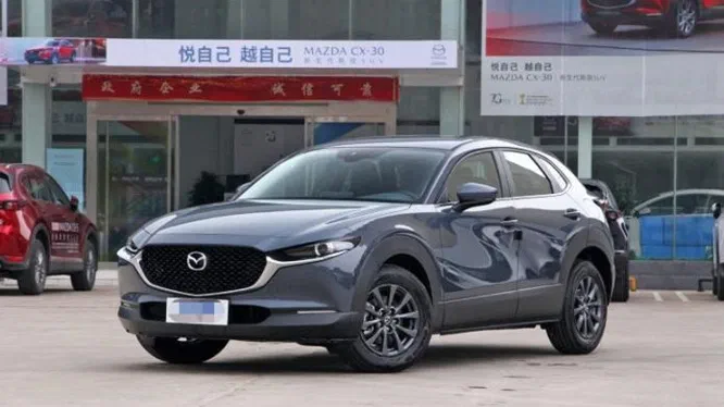 З літа Mazda займеться продажами нового електричного кросовера