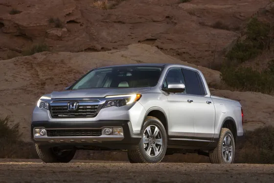 Honda Ridgeline 2017 - економія понад усе