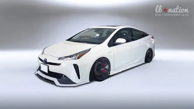 Для Toyota Prius підготовлено цікавий тюнінг