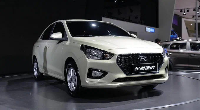 Бюджетний Hyundai Reina представився на нових знімках