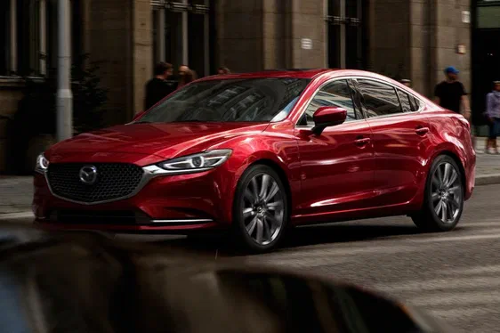 "Мазда" може впровадити AWD-версії в наступних Mazda3 та Mazda6