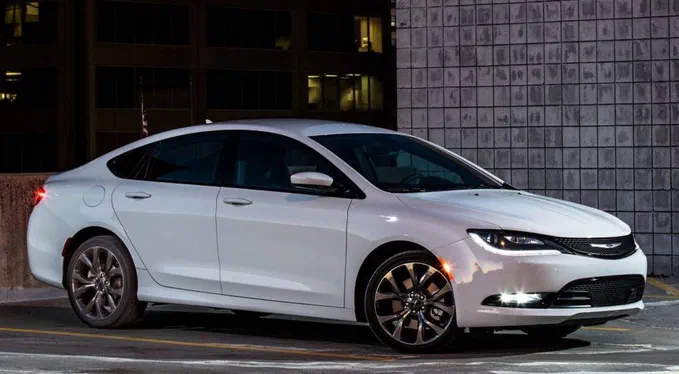 Chrysler 200 спокійно пішов на пенсію