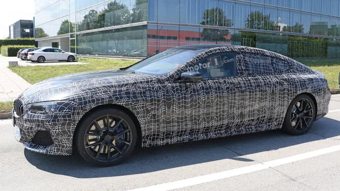 Папарацці «піймали» новенький BMW 8-Series