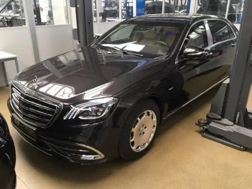 Броньований Mercedes-Maybach S650 вперше виявили в Україні