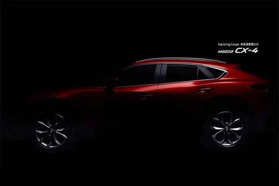 Кросовер Mazda CX-4 постає на тизерних картинках