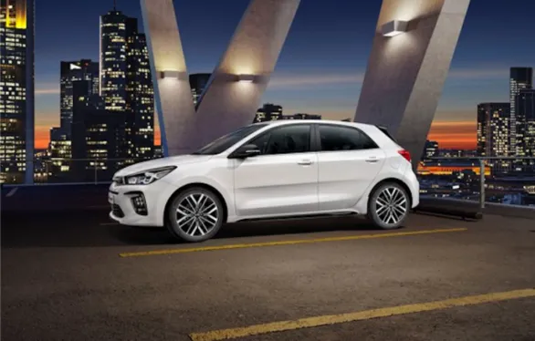 Компактний хетчбек KIA Rio пропонується з вигодою $500 незалежно від комплектації