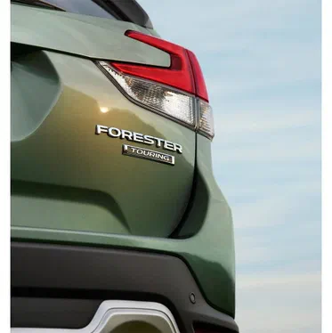 Нова Subaru Forester показала свою оптику